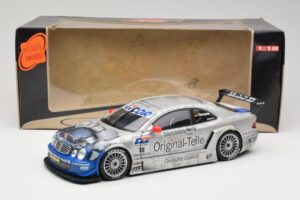 Mercedes CLK DTM #18 Persson Motorsport M. Tiemann DTM 2000 Maisto 1:18 538888 Metal - imagem 8 de 8