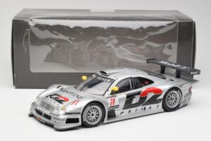 Mercedes CLK GTR #11 Warsteiner AMG FIA GT 1997 Maisto 1:18 B66005232 Metal - imagem 8 de 8