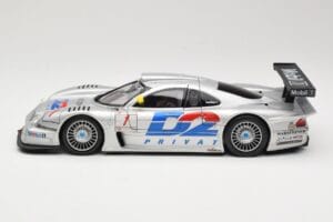 Mercedes CLK LM GT1 #1 AMG Mercedes K. Ludwig / R. Zonta FIA GT Championship 1998 Maisto 1:18 56053 Metal - imagem 4 de 8