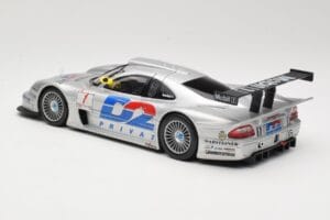 Mercedes CLK LM GT1 #1 AMG Mercedes K. Ludwig / R. Zonta FIA GT Championship 1998 Maisto 1:18 56053 Metal - imagem 7 de 8