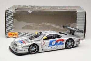 Mercedes CLK LM GT1 #1 AMG Mercedes K. Ludwig / R. Zonta FIA GT Championship 1998 Maisto 1:18 56053 Metal - imagem 8 de 8