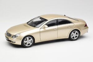 Mercedes CLS C219 Bege Claro Dourado Kyosho 1:18 08401LBE Metal