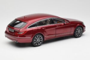 Mercedes CLS Shooting Brake X218 Thulite Vermelho Norev 1:18 B66960116 Metal - imagem 3 de 8