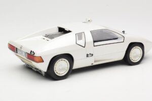 Mercedes CW311 White Metallic BoS Models 1:18 BOS198 Resina - imagem 2 de 6