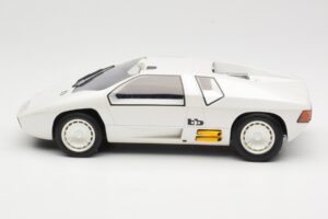 Mercedes CW311 White Metallic BoS Models 1:18 BOS198 Resina - imagem 3 de 6
