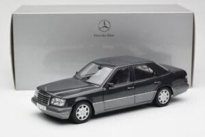 Mercedes E320 W124 Nautik Azul Metálico Dealer Edition AUTOart 1:18 B66040508 Metal - imagem 8 de 8