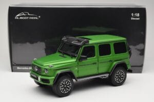 Mercedes G 63 AMG 4x4 Squared Green Hell Magno Almost Real 1:18 820821 Metal - imagem 8 de 8