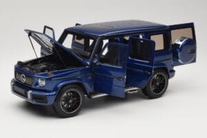 Mercedes G 63 AMG W463 Blue Metallic Minichamps 1:18 110037061 Metal - imagem 2 de 8