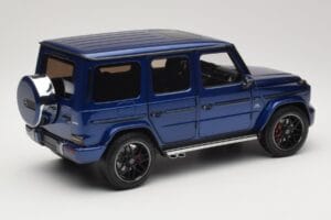 Mercedes G 63 AMG W463 Blue Metallic Minichamps 1:18 110037061 Metal - imagem 3 de 8
