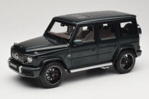 Mercedes G 63 AMG W463 Green Metallic Minichamps 1:18 110037066 Metal