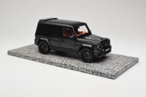 Mercedes Brabus 850 6.0 Widestar G63 W463 Obsidian Black Metallic Minichamps 1:18 107032400 Metal - imagem 4 de 6