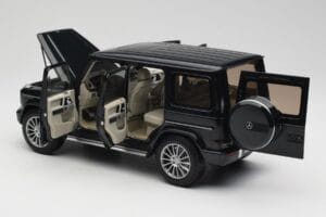 Mercedes G-Class G500 W463A Emerald Green Minichamps 1:18 B66960810 Metal - imagem 5 de 8