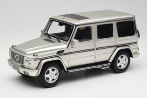 Mercedes G-Class G55 AMG W463 Iridium Prateado Otto 1:18 OT1126 Resina