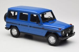 Mercedes G-Class W460 LWB Azul Escuro Minichamps 1:18 155038100 Metal - imagem 4 de 6
