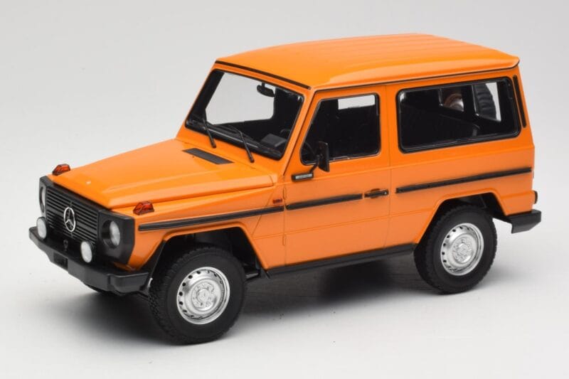 Mercedes G-Class W460 SWB Laranja Minichamps 1:18 155038000 Metal