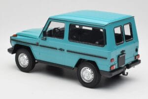 Mercedes G-Class W460 SWB Turquesa Minichamps 1:18 155038001 Metal - imagem 5 de 6