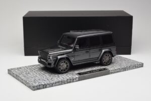 Mercedes G-Class W463 Brabus V12 800 Widestar Cinzento Minichamps 1:18 107032300 Metal - imagem 6 de 6