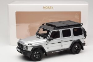Mercedes G-Class W463 Iridium Silver Norev 1:18 183030 Metal - imagem 8 de 8