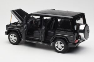Mercedes G500 W463 Preto AUTOart 1:18 76216 Metal - imagem 5 de 8
