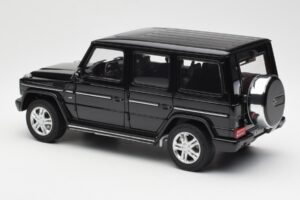 Mercedes G500 W463 Preto AUTOart 1:18 76216 Metal - imagem 7 de 8