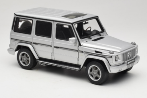 Mercedes G55 AMG W463 Prata AUTOart 1:18 76247 Metal - imagem 6 de 8
