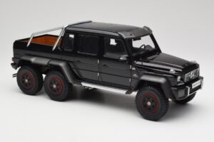 Mercedes AMG G63 W463 6x6 Gloss Preto AUTOart 1:18 76306 Compósito - imagem 6 de 8