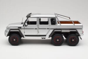 Mercedes AMG G63 W463 6x6 Iridium Prata AUTOart 1:18 76301 Compósito - imagem 4 de 8