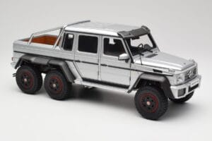 Mercedes AMG G63 W463 6x6 Iridium Prata AUTOart 1:18 76301 Compósito - imagem 6 de 8