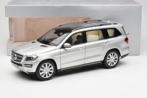Mercedes GL-Class X166 Iridium Prata Metallic Norev 1:18 B66960097 Metal - imagem 8 de 8