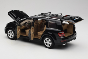 Mercedes GL X164 Obsidian Black Minichamps 1:18 B66962334 Metal - imagem 5 de 8
