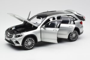 Mercedes GLC X253 Iridium Prata Norev 1:18 B66960363 Metal - imagem 2 de 8