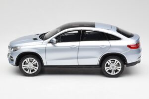 Mercedes GLE Coupe C292 Diamond Prata Norev 1:18 B66960358 Metal - imagem 4 de 8