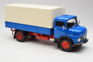 Mercedes L911 Azul Schuco 1:18 450044800 Metal - imagem 6 de 8