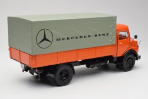 Mercedes L911 Laranja Schuco 1:18 450044700 Metal - imagem 3 de 8