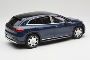 Mercedes Maybach EQS 680 V297 Azul Escuro NZG 1:18 B66960593 Metal - imagem 3 de 8