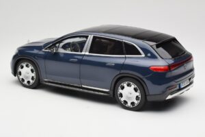 Mercedes Maybach EQS 680 V297 Azul Escuro NZG 1:18 B66960593 Metal - imagem 7 de 8