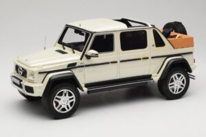 Mercedes Maybach G650 Landaulet W463 Branco Schuco 1:18 450017800 Metal