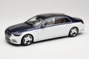 Mercedes Maybach S-Class Z223 Nautical Blue Diamond White Almost Real 1:18 820126 Metal