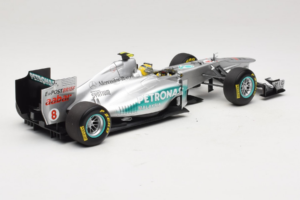 Mercedes MGP W02 #8 N. Rosberg Mercedes GP 2011 Minichamps 1:18 110110008 Metal - imagem 2 de 7
