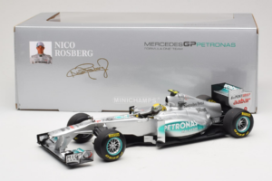 Mercedes MGP W02 #8 N. Rosberg Mercedes GP 2011 Minichamps 1:18 110110008 Metal - imagem 7 de 7