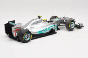 Mercedes MGP W02 #8 N. Rosberg Mercedes GP Showcar 2011 Minichamps 1:18 110110078 Metal - imagem 2 de 7