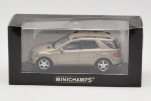 Mercedes ML W164 Cobre Metálico Minichamps 1:43 ML002 Metal - imagem 4 de 4