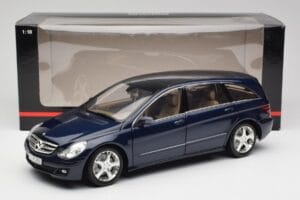 Mercedes R-Class W251 Tanzanite Azul Minichamps 1:18 150034600 Metal - imagem 8 de 8