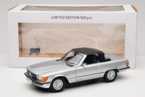 Mercedes R107 380 SL Prata Norev 1:18 183725 Metal - imagem 8 de 8