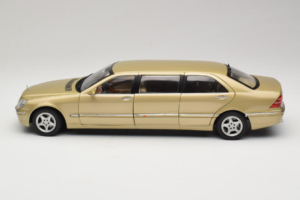 Mercedes S-Class W220 Pullman Gold Metallic Sun Star 1:18 4113 Metal - imagem 4 de 8