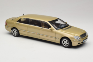 Mercedes S-Class W220 Pullman Gold Metallic Sun Star 1:18 4113 Metal - imagem 6 de 8