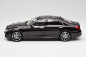 Mercedes S-Class W222 AMG Line Ruby Preto Metallic Norev 1:18 183483 Metal - imagem 4 de 8