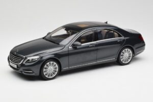 Mercedes S-Class W222 Azul Antracite Metallic Norev 1:18 B66960157 Metal