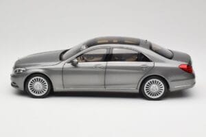 Mercedes S-Class W222 Grey Metallic Norev 1:18 183481 Metal - imagem 4 de 8