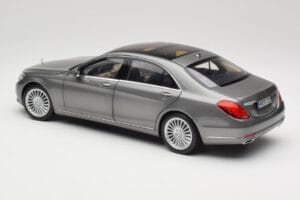Mercedes S-Class W222 Grey Metallic Norev 1:18 183481 Metal - imagem 7 de 8